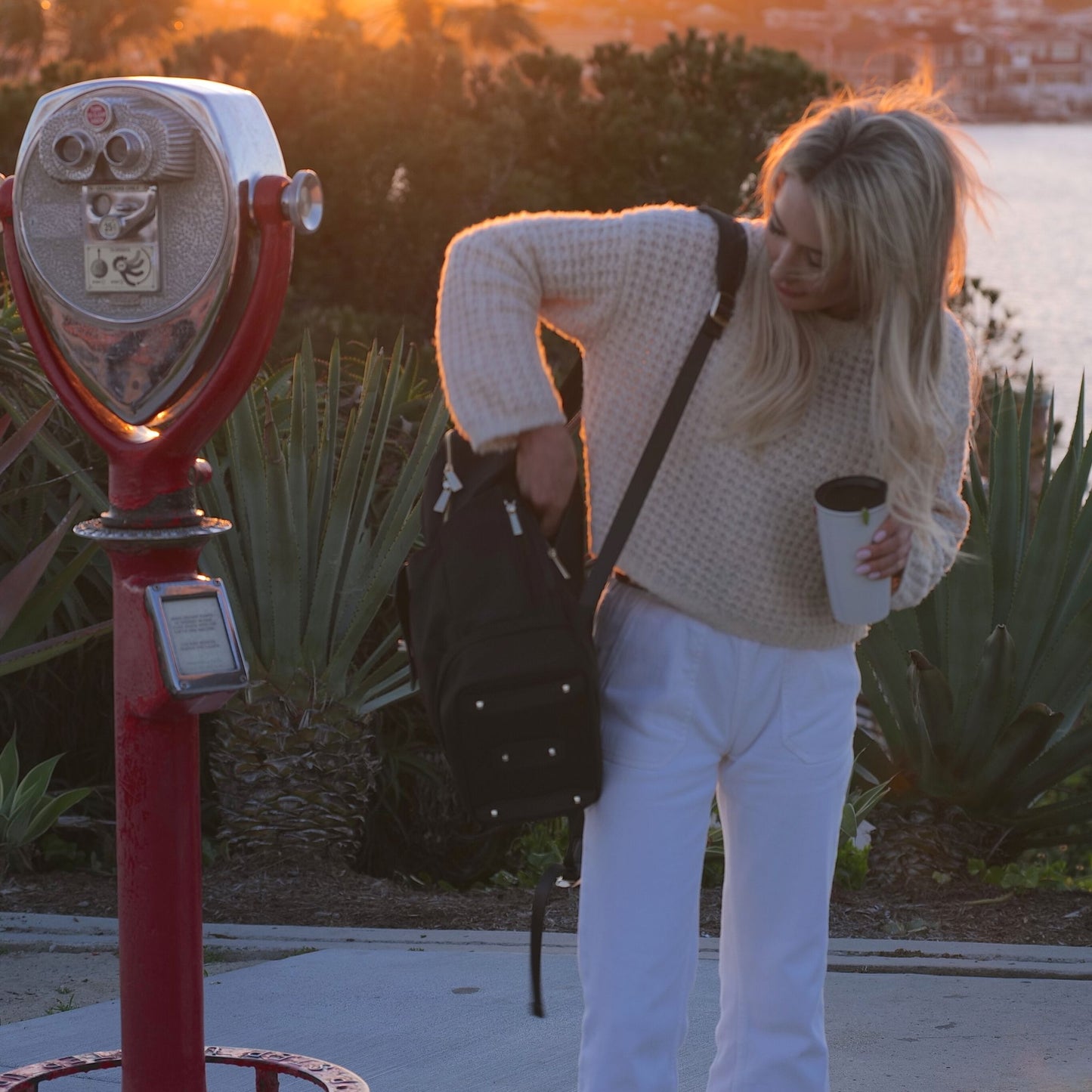 MEIA multifunctional backpack with hidden back pocket